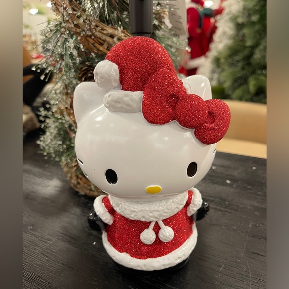 Christmas Hello Kitty Red Glitter Dress Santa Hat Soap Dispenser NWT - Picture 1 of 3